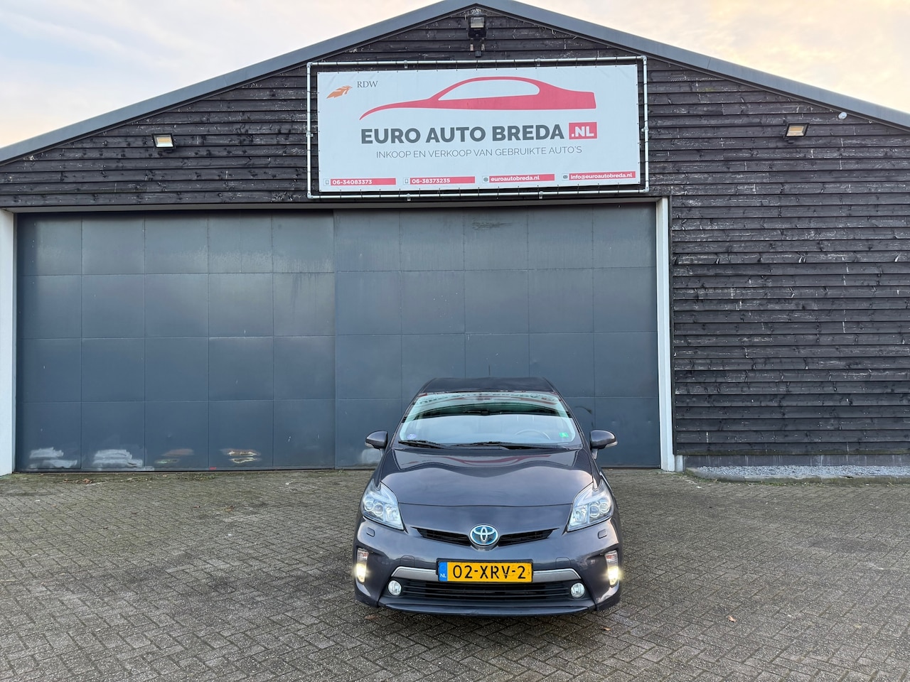 Toyota Prius - 1.8  Plug-in Dynamic Business 1.8 Plug-in Dynamic Business - AutoWereld.nl