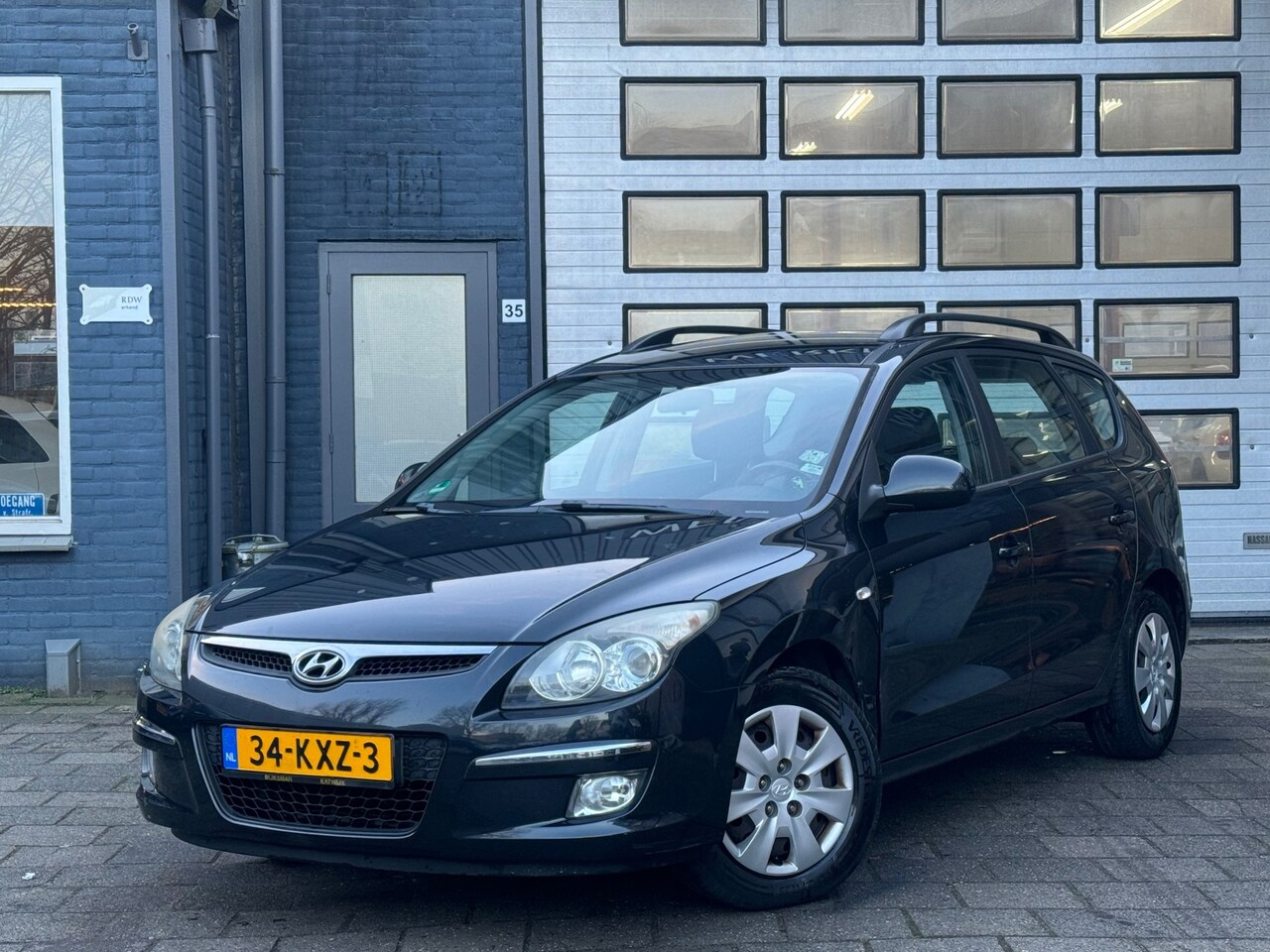 Hyundai i30 CW - 1.6i Dynamic | Clima | Elek-Pakket | NW APK - AutoWereld.nl