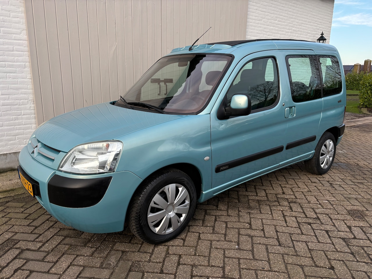 Citroën Berlingo - 1.6i Multispace Open dak! Airco Topstaat! Boekjes compleet. Gunstige KM stand! - AutoWereld.nl