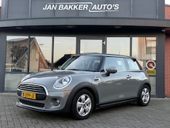 MINI One - 1.5 First ✅ NL auto ✅ 1 Jaar Bovag garantie ✅ Rijklaar ✅