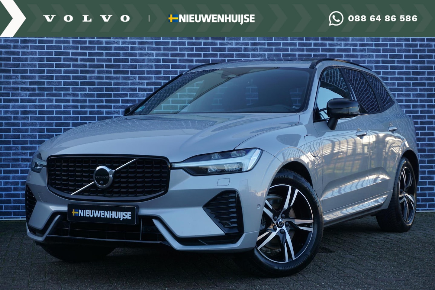 Volvo XC60 - 2.0 T6 Plug-in hybrid AWD R-Design | Trekhaak | 360° Camera | Luchtvering | Harman/Kardon - AutoWereld.nl