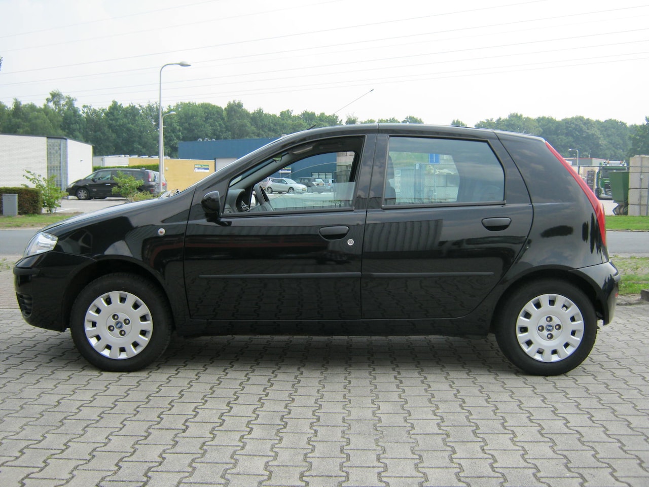 Fiat Punto - 1.2 Active , 5 Deurs, Airco, 160.465 Km, NL Auto - AutoWereld.nl