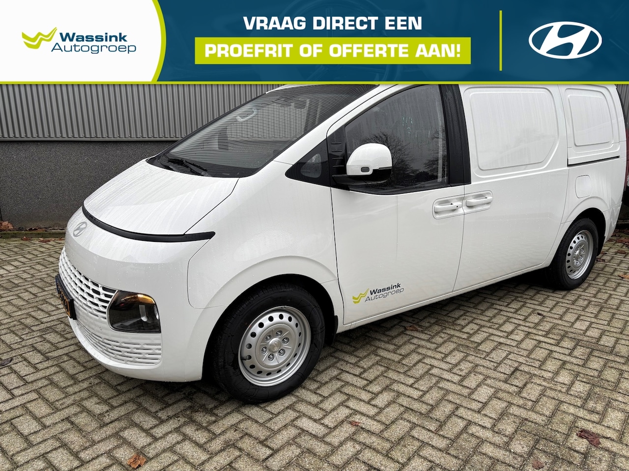 Hyundai Staria - 1.6 T-GDi HEV 225pk Aut | Navigatie | Achteruitrijcamera | - AutoWereld.nl