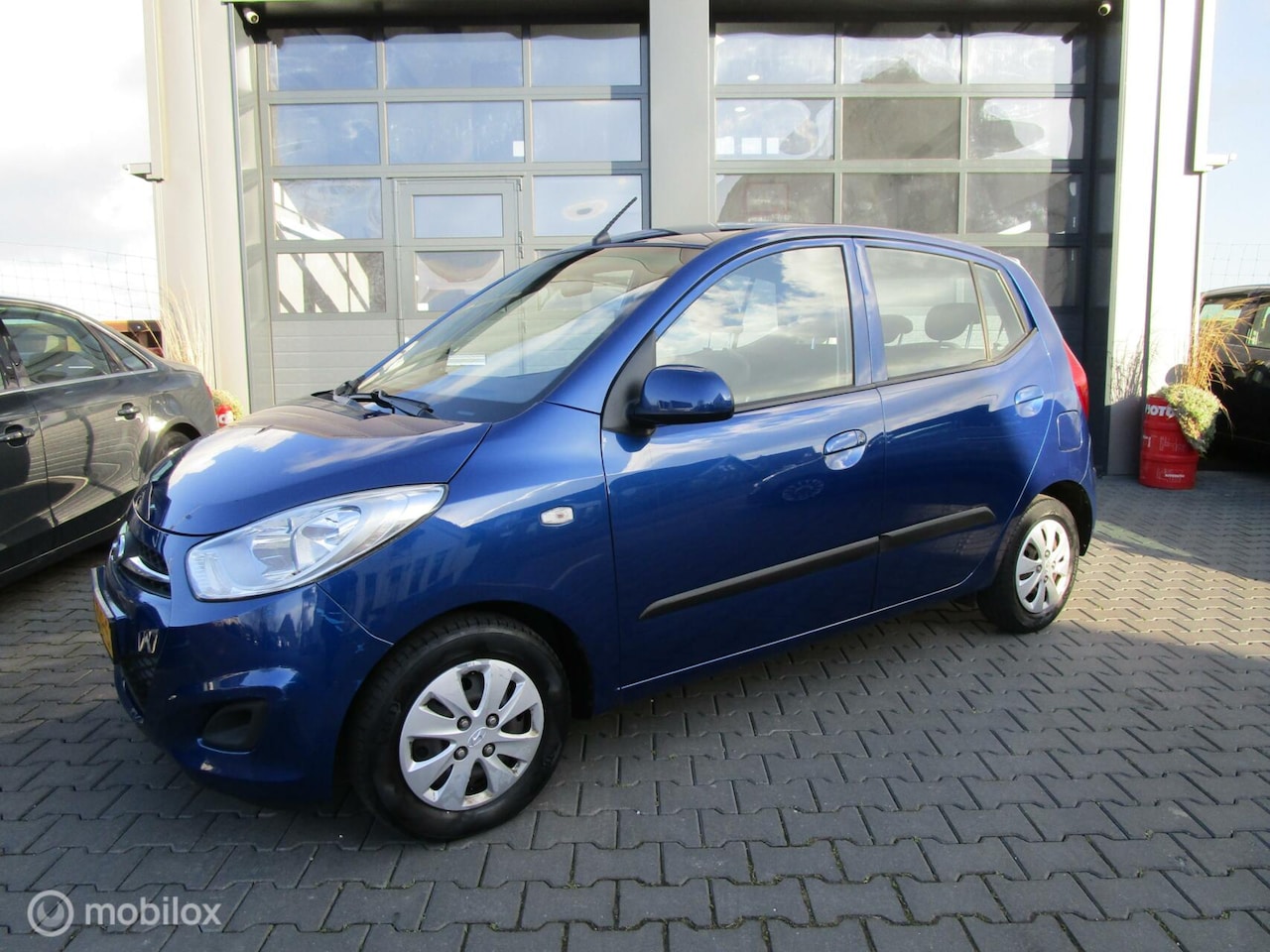 Hyundai i10 - 1.1 i-Drive Cool 111dkm! 5drs Airco Nw Apk - AutoWereld.nl