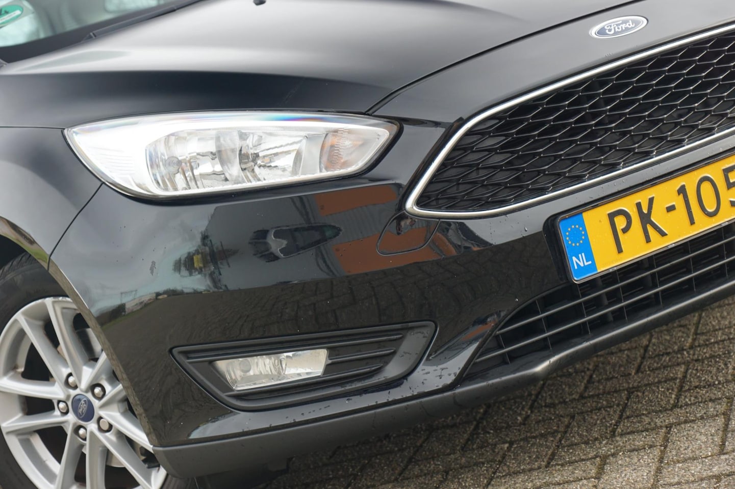 Ford Focus Wagon - 1.0 Ecoboost 125pk Lease Edition - Panther Black - Fijn Compleet - AutoWereld.nl