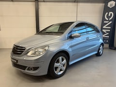 Mercedes-Benz B-klasse - 200|AUTOMAAT|ELEK STOELEN|UNIEK