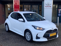 Toyota Yaris - 1.5 HYBRID ACTIVE 5-DEURS APPLE/ANDROID CAMERA AD-CRUISE NL-AUTO