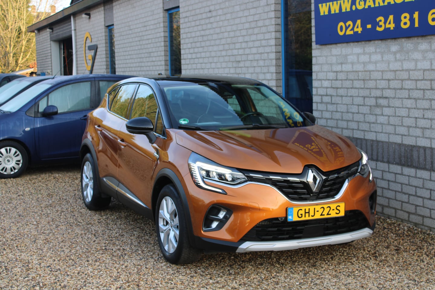 Renault Captur - 1.3 TCe 130 Initiale Paris Automaat Panoramadak Navi Camera - AutoWereld.nl