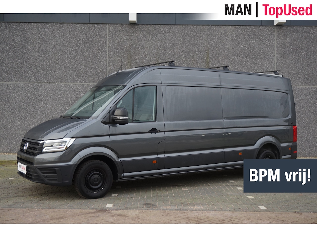 Volkswagen Crafter - 35 2.0 TDI L4H3 Highline / Trekhaak / 3000KG Trekgewicht / 177 PK / Navigatie / Adaptieve - AutoWereld.nl