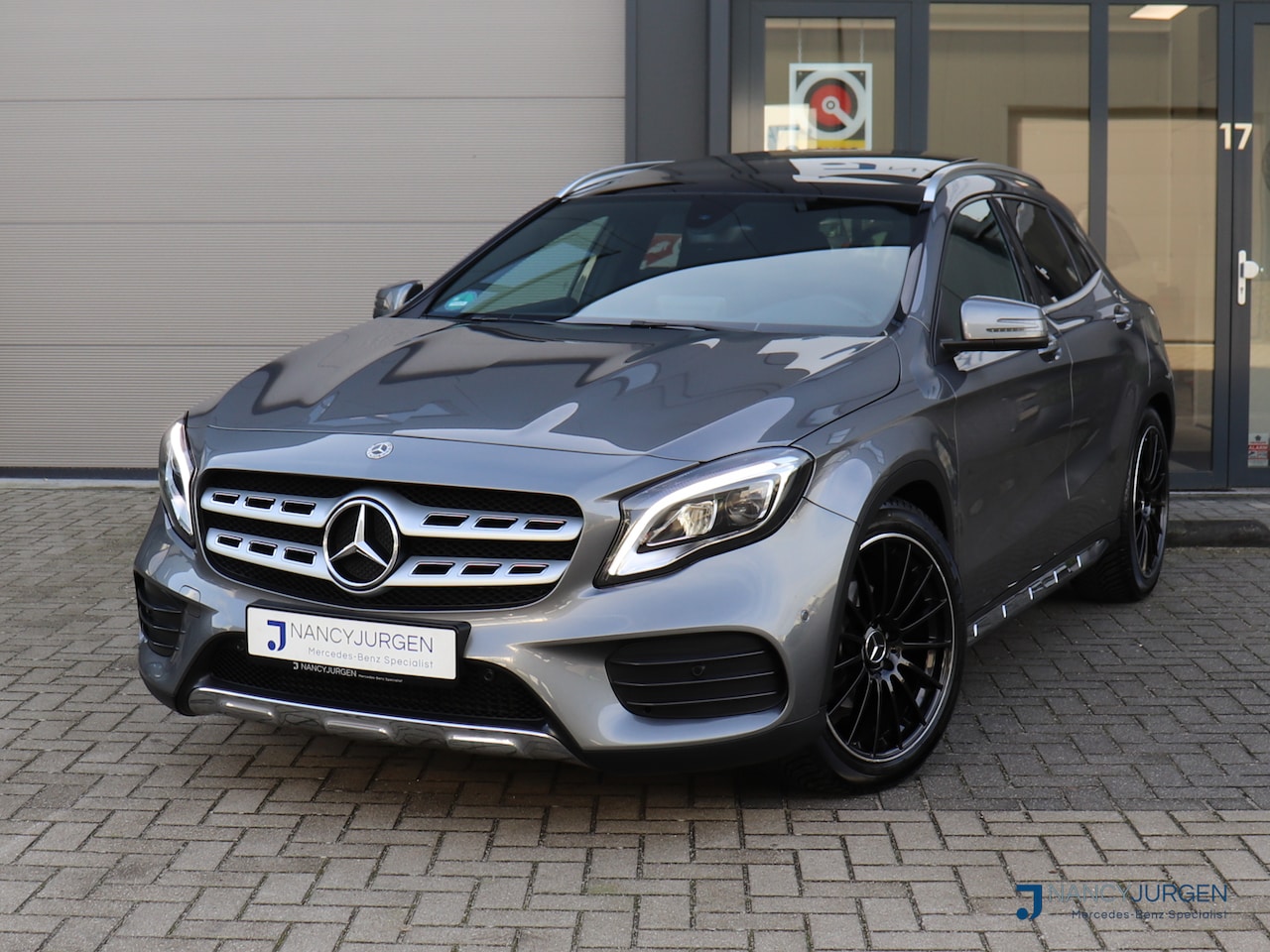 Mercedes-Benz GLA-Klasse - 200 | AMG | 7G Aut | Sport | Aut. Airco | Parkeer Assist | Camera | LED high Performance | - AutoWereld.nl