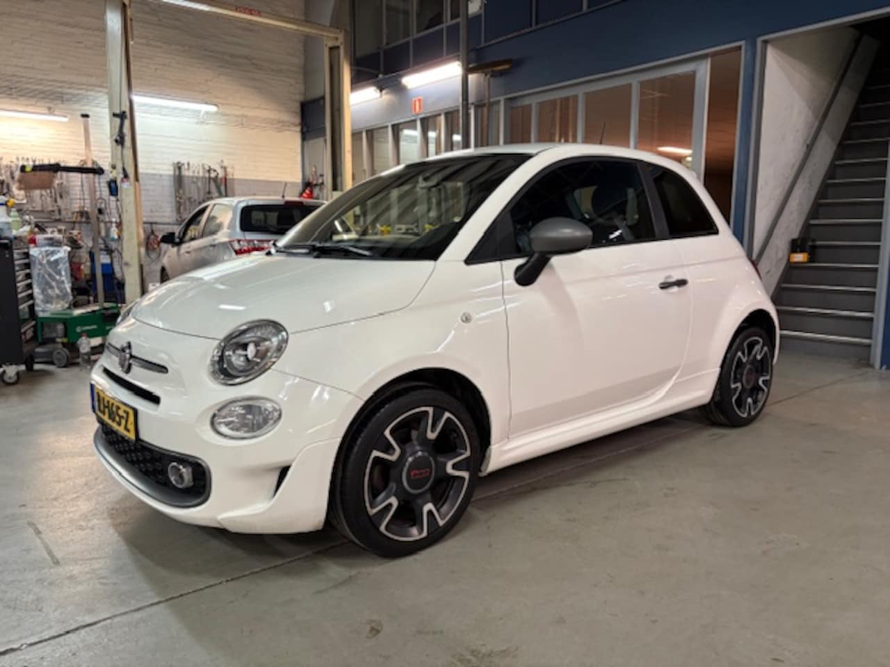 Fiat 500 - 1.2 500 Sport | Climate control | Half leder | Navigatie | U-connect | Cruise control | 16 - AutoWereld.nl