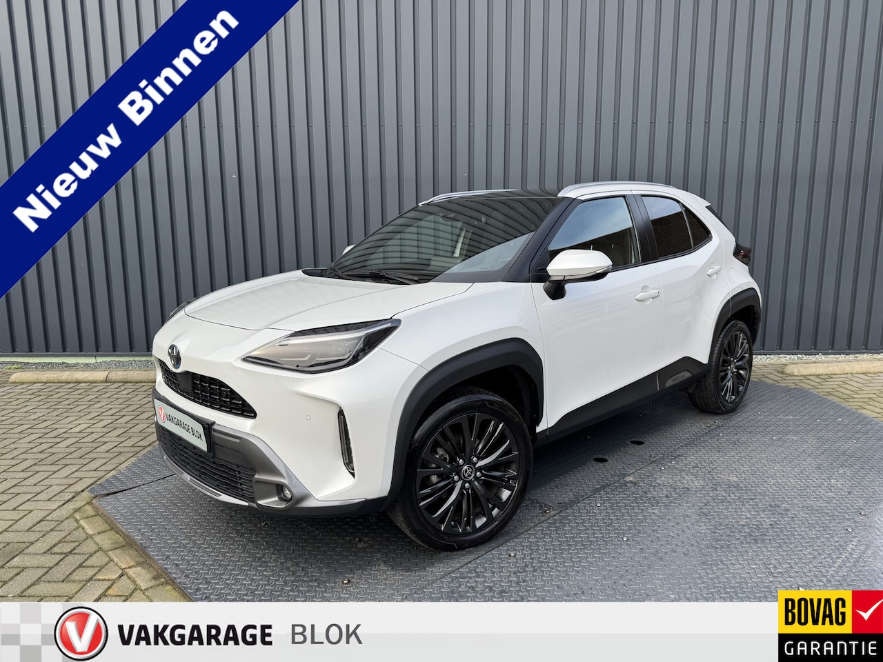 Toyota Yaris Cross - 1.5 Hybrid Adventure | Pano dak | Head-up | BSM | Rijklaar!!! - AutoWereld.nl