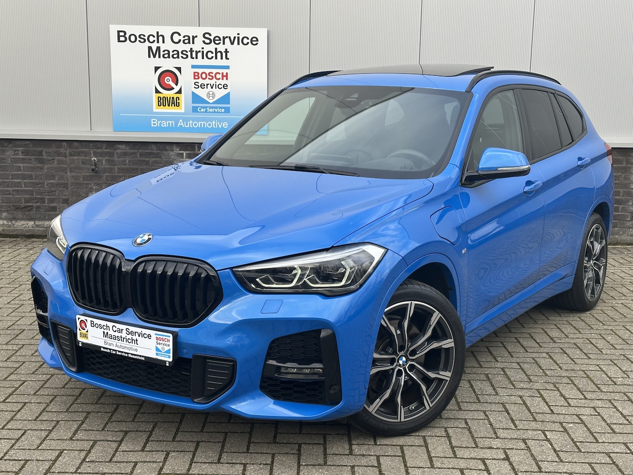 BMW X1 - xDrive25e M-Sport | HEAD-UP | Pano | Harman & K | Adaptiv CC | 19'' | High Executive | Ada - AutoWereld.nl