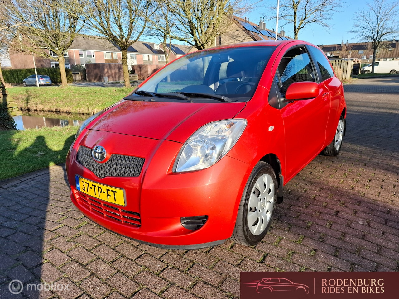 Toyota Yaris - 1.3 VVTi Sol MMT AUTOMAAT - AutoWereld.nl