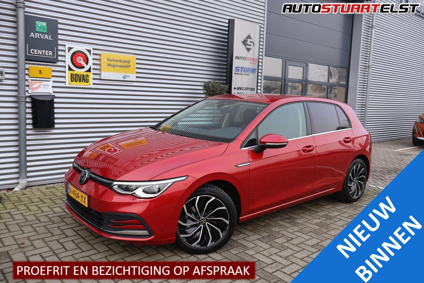 Volkswagen Golf - 1.5 R-Line Style |150PK |PDC |LMV |Camera |Stuur+StoelHeating |Carplay |IQ-Light Camera Ma - AutoWereld.nl