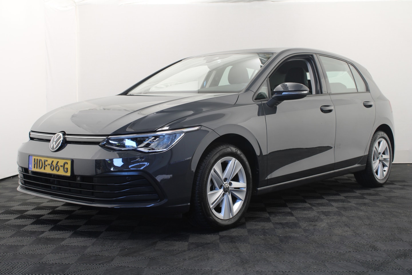 Volkswagen Golf - 1.0 eTSI Life Business - AutoWereld.nl