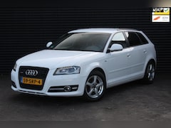 Audi A3 - 1.4 TFSI Attraction | S-line | Navi | Zwart optiek |