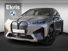 BMW iX - xDrive40 Sportpakket | Driving Assistant Professional