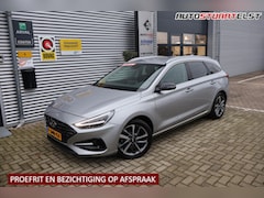 Hyundai i30 Wagon - 1.5 T-GDi M-Hybride Premium 160PK|Trekhaak|Camera|Stoel-Verwarming|Lane-Assist|Stoelventil