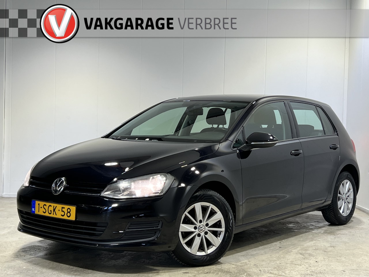 Volkswagen Golf Plus - 1.2 TSI Comfortline | Navigatie | LM Velgen 15" | Cruise Control | Diefstalalarm 'Plus' | - AutoWereld.nl