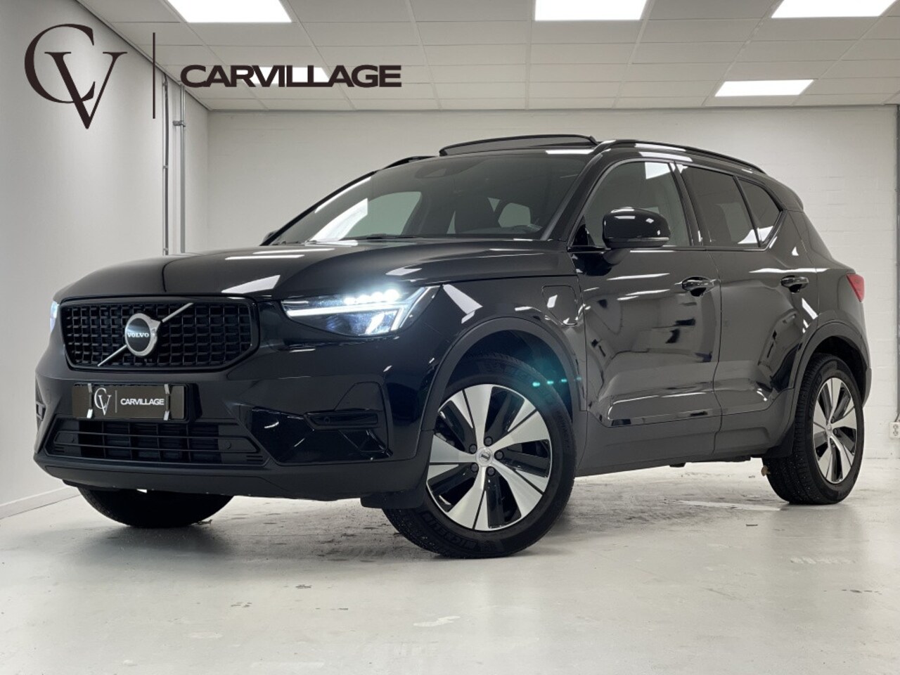 Volvo XC40 - 1.5 T4 Recharge Plus Dark | Harman/Kardon | Panoramadak | Memory - AutoWereld.nl