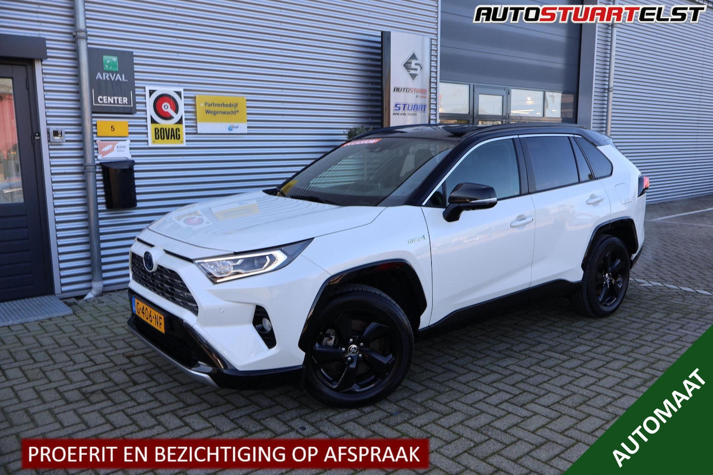 Toyota RAV4 - 2.5 Hybrid Bi-Tone 2WD | Navi | Parkeersensoren voor en achter | Stoelverwarming | Achteru - AutoWereld.nl