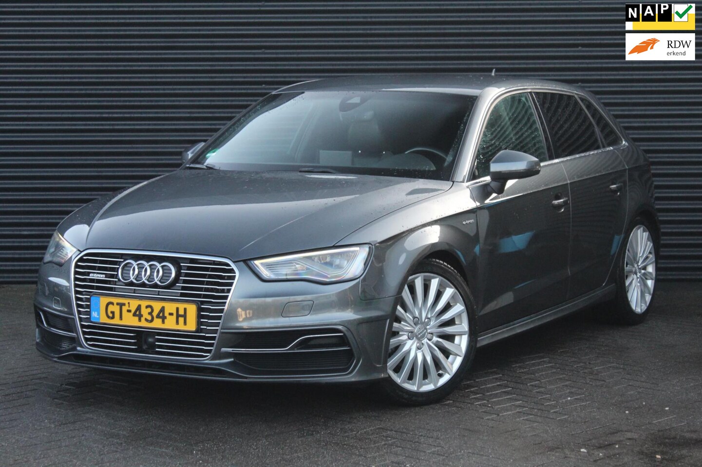 Audi A3 - 1.4 e-tron Ambition Pro Line + | S-line | ACC | Lane assist | - AutoWereld.nl