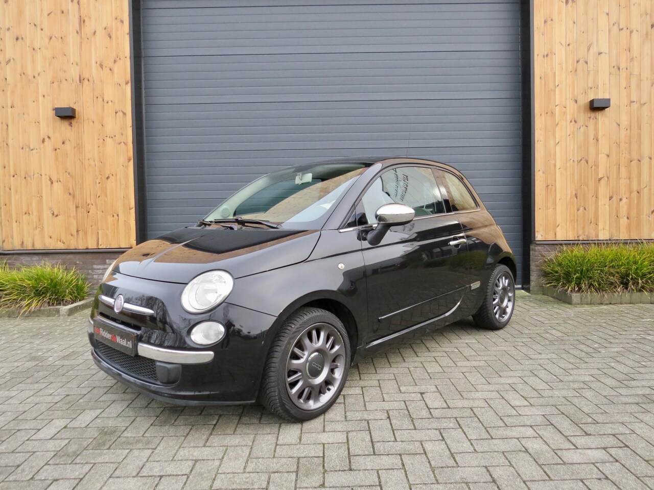 Fiat 500 - 1.2 Lounge Automaat *Schuifdak *Airco *Bluetooth - AutoWereld.nl