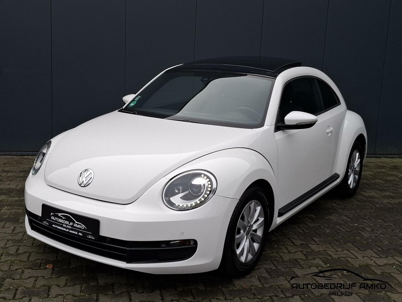 Volkswagen Beetle - 1.2 TSI Design AUTOMAAT / LED / PANO / CRUISE - AutoWereld.nl