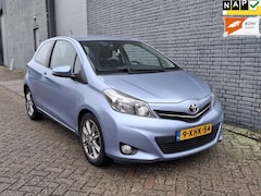 Toyota Yaris - 1.3 VVT-i Dynamic Navi/Camera/Airco Nw APK