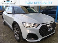 Audi A1 citycarver - 30 TFSI epic Pijl grijs