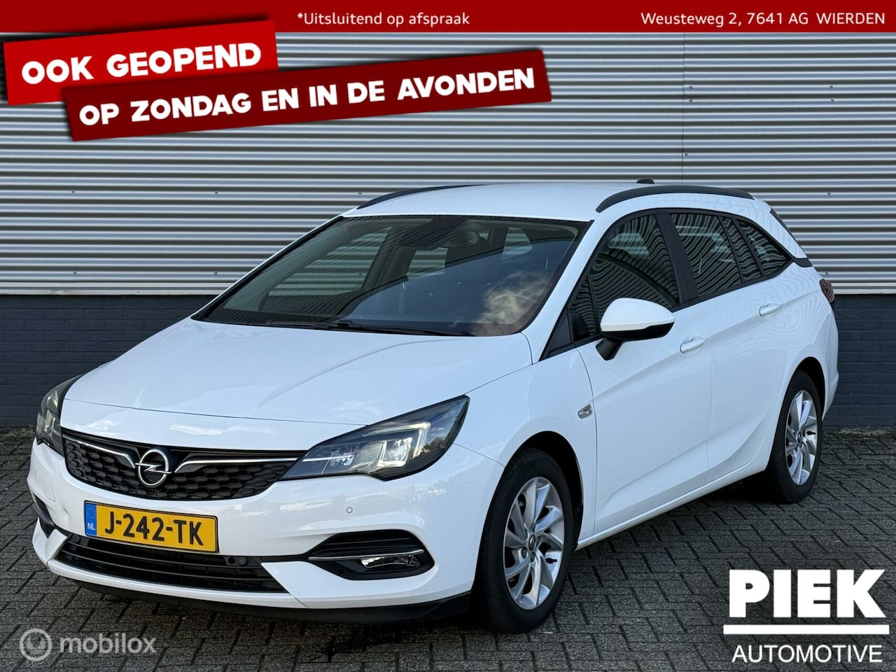 Opel Astra Sports Tourer - 1.4 Edition AUTOMAAT - AutoWereld.nl