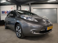 Nissan LEAF - Tekna Solar Panel 6kW snellader Leder | Navi | Stoel- en Stuurverwarming | Climate Control