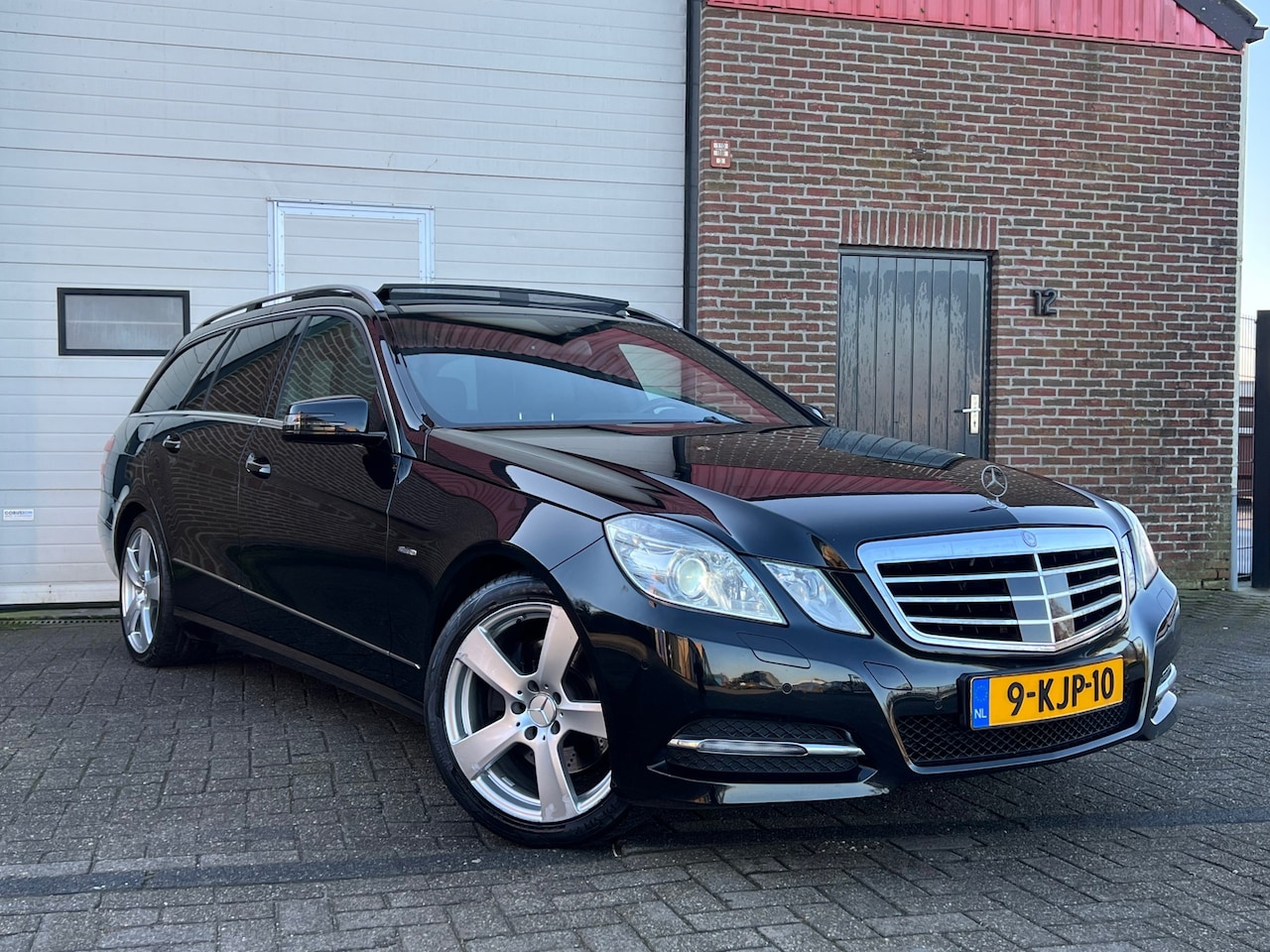 Mercedes-Benz E-klasse Estate - 200 CGI Edition Sport AMG | PANO | CRUISE| CLIMA | - AutoWereld.nl