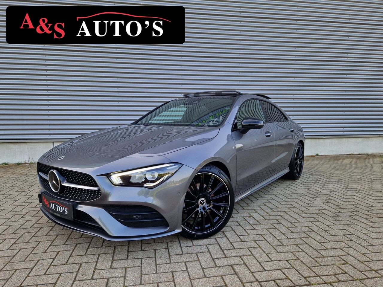 Mercedes-Benz CLA-Klasse - 250 AMG Night Panodak Sfeerverlichting 360camera Dodehoeksensor MBUX Keyless - AutoWereld.nl