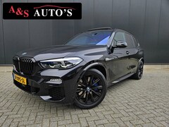 BMW X5 - XDrive45e M Sport 394pk Panodak Luchtvering Massage stoelen Camera Harman Kardon Sfeerverl