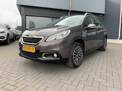 Peugeot 2008 - 1.2 VTi Active Pack Navigatie Airco