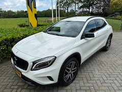 Mercedes-Benz GLA-Klasse - 200 Prestige ECC / Camera / Carplay