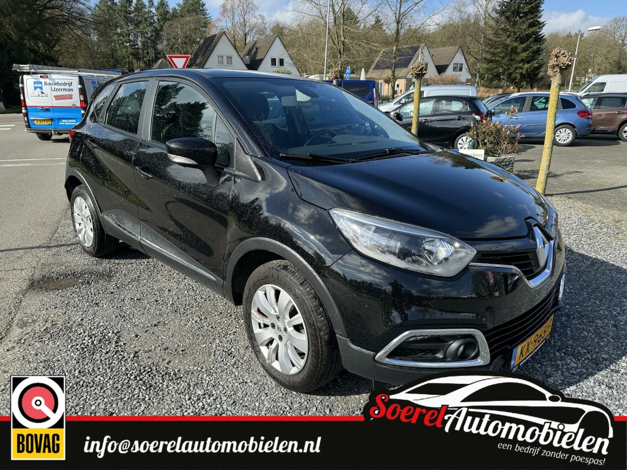 Renault Captur - 0.9 TCe Helly Hansen, clima, cruise,4 nieuwe banden - AutoWereld.nl