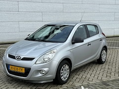 Hyundai i20 - 1.2i Business Edition Airco/PDC/USB