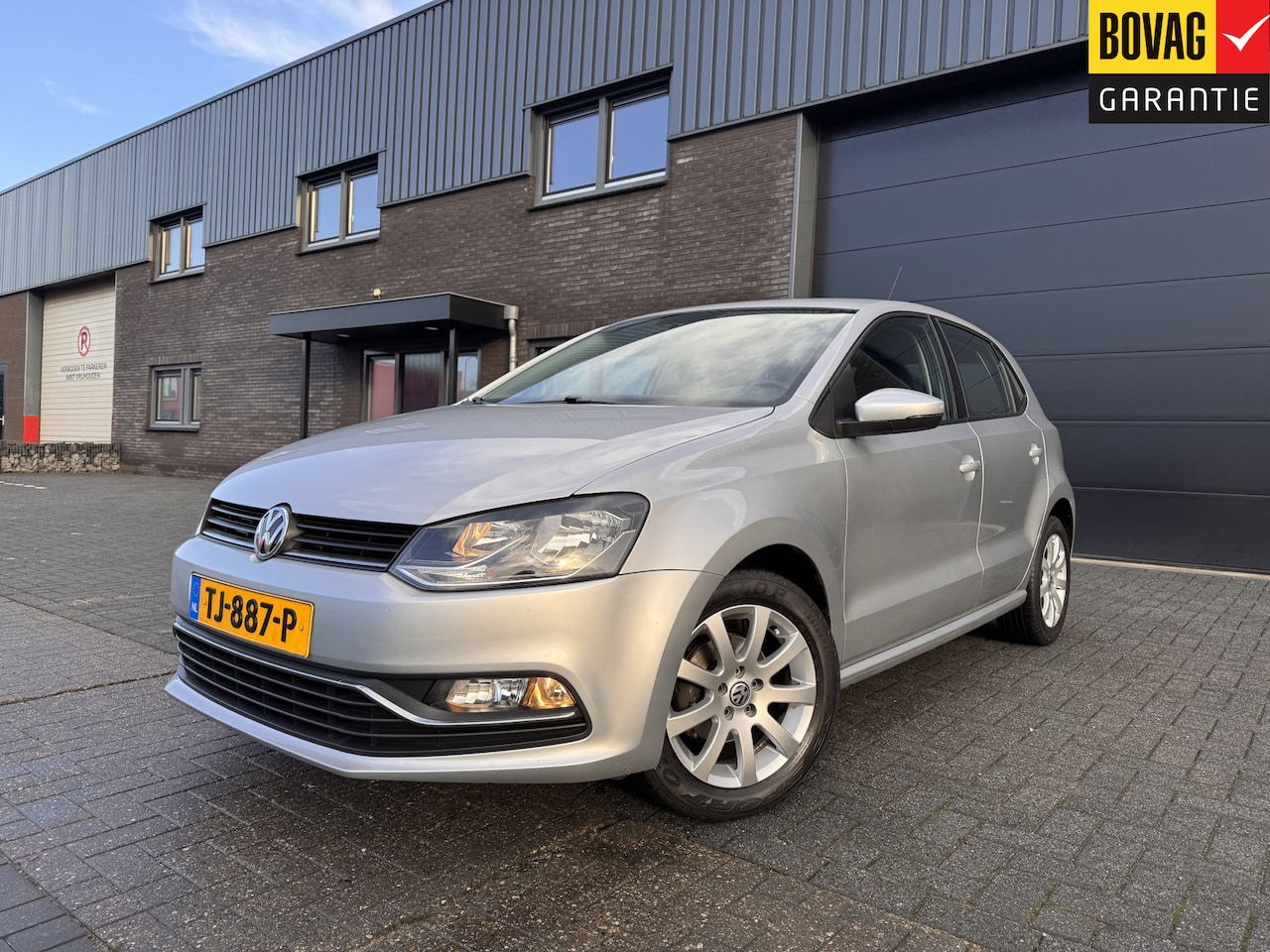 Volkswagen Polo - 1.0 Edition R | 2E EIGENAAR | 12 MND GARANTIE | AIRCO | LMV | - AutoWereld.nl