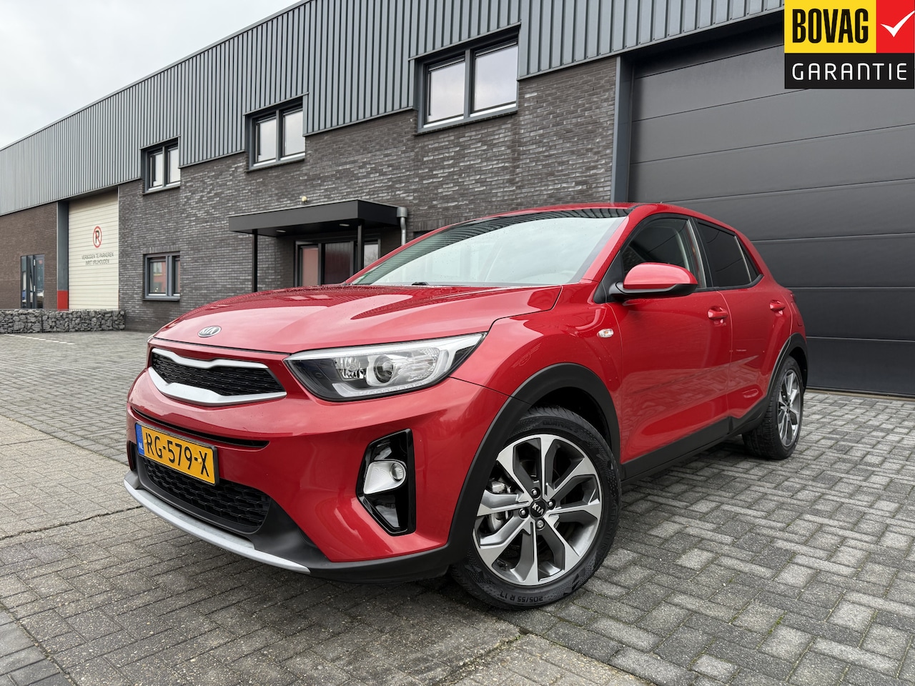 Kia Stonic - 1.0 T-GDi ComfortPlusLine Navigator | 2E EIGENAAR | 12MND GARANTIE | NAVI | CARPLAY | CRUI - AutoWereld.nl