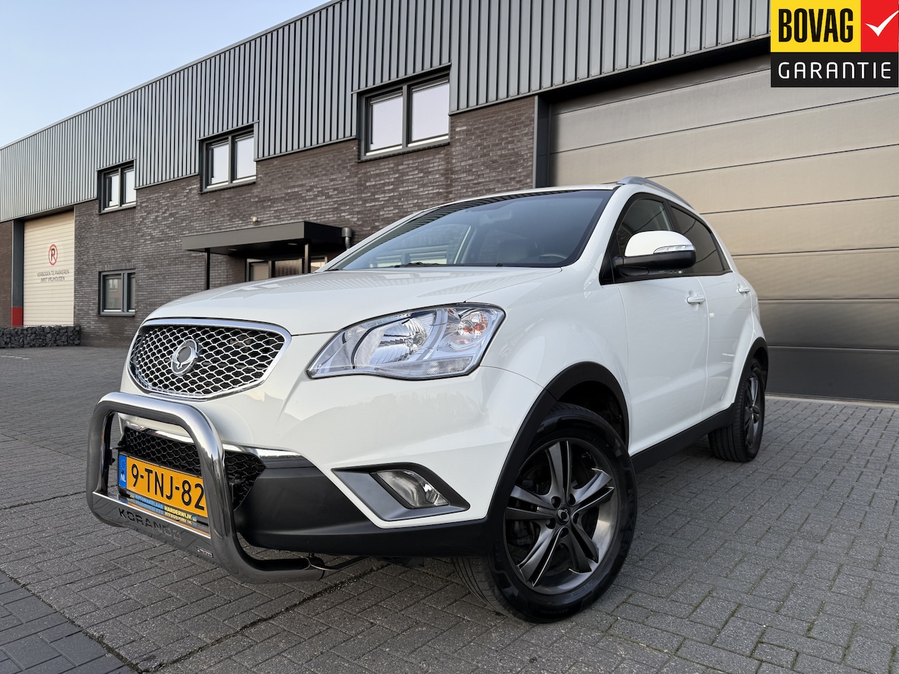 SsangYong Korando - 2.0 Sapphire | 1E EIGENAAR | 12MND GARANTIE | ELEC RAMEN | TREKHAAK | LMV | LEDER | CRUISE - AutoWereld.nl