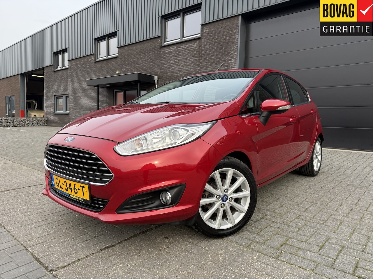 Ford Fiesta - 1.0 EcoBoost Titanium | 2 E EIGENAAR | 12MND GARANTIE | NAVI | CRUISE | ELEC RAMEN | LMV | - AutoWereld.nl