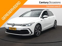 Volkswagen Golf - 1.5 eTSI R-Line Business DSG / Panoramadak / Adaptive cruise / Head-Up Display / Achteruit