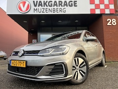 Volkswagen Golf - 1.4 TSI PHEV GTE Highline // FULL LED // NAVI // PDC V+A // ADAPTIV CRUISE // STOELVERWARM