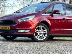 Ford S-Max - Galaxy 2.0 241PK Titanium 7P, Pano, Trekhaak