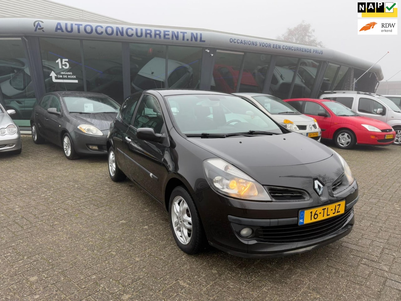 Renault Clio - 1.4-16V Dynamique Luxe 1.4-16V Dynamique Luxe, Airco, Nieuwe APK. - AutoWereld.nl