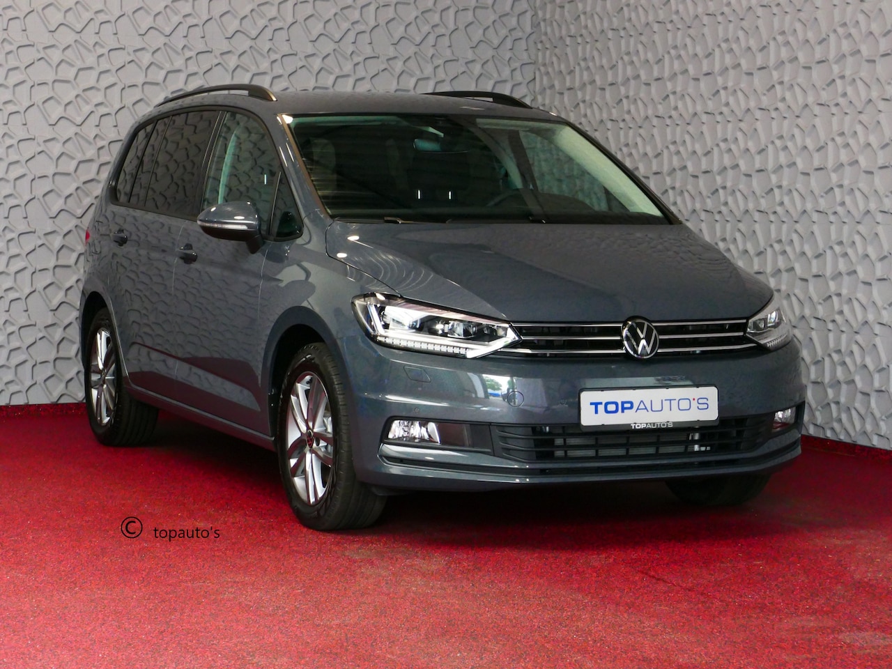 Volkswagen Touran - 1.5 TSI ✅NIEUWE AUTO✅ 150PK NIEUWE AUTO! 7P CAMERA LED ELEK.KLEP VIR.COCKPIT DODE.HOEK DET - AutoWereld.nl