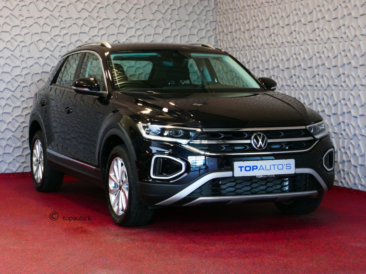 Volkswagen T-Roc - 1.5 TSI 150PK STYLE ERGO.COMF STOEL MASSAGE ALCANTARA IQ. ELEK.KLEP ADAP.CRUISE VIR.COCKPI - AutoWereld.nl